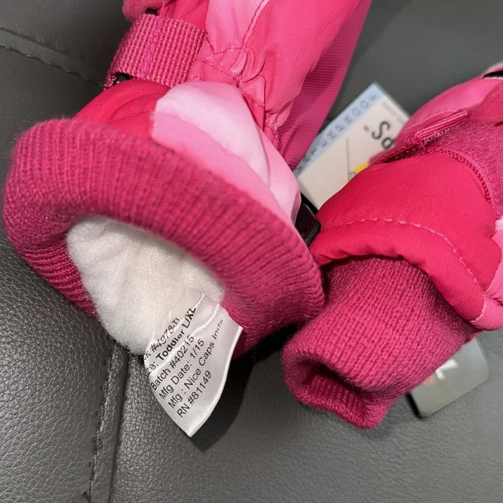 🏷️ 3 for $30 🏷️ N’Ice Caps brand new toddler girls snow mittens